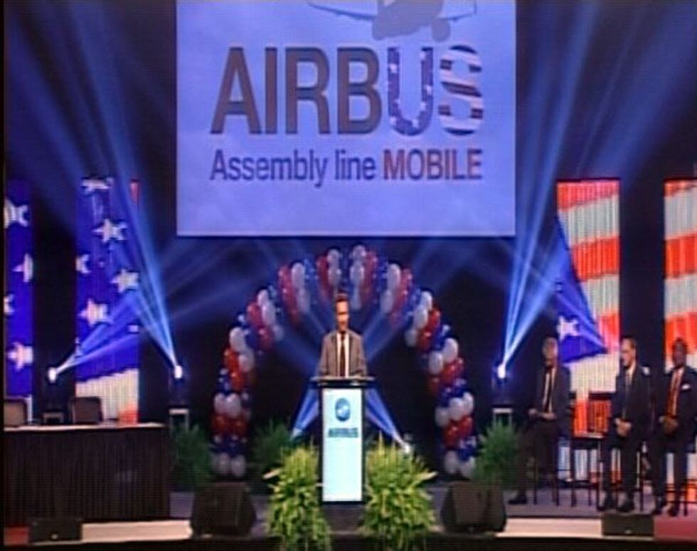 Airbus announces it will built a plant in Mobile, Ala.