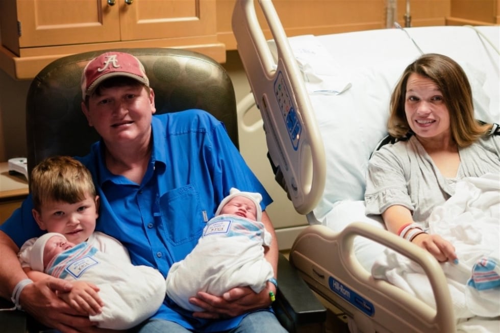 Alabama mother dies days after birth of twins