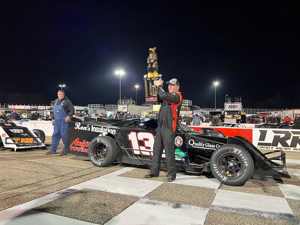 Casey Roderick wins ‘Hunt for the Bear’ Alabama 200